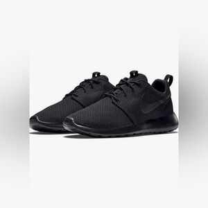 Nike Triple Black Mesh Sneakers